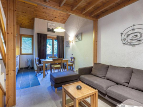 Appartement Rénové 3 Pièces Mezzanine à 50m des Pistes, Balcon, Lave-Linge et Casier à Skis - FR-1-356-206